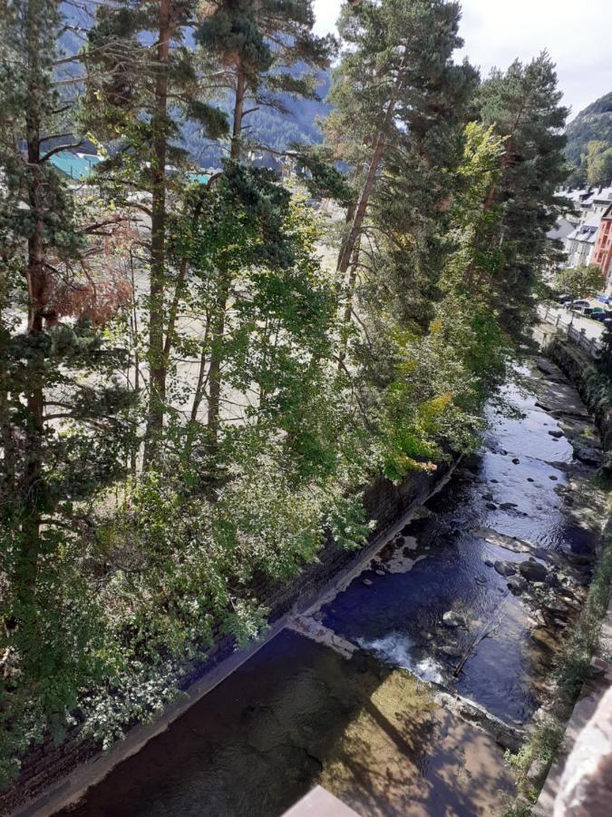 Hotel & Spa Real Villa Anayet Canfranc Bagian luar foto