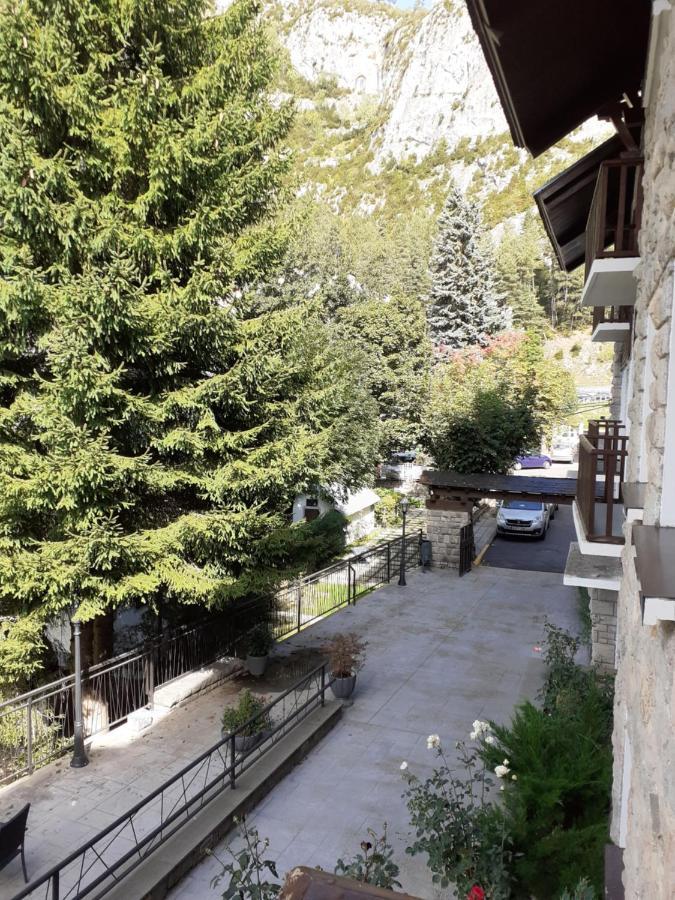 Hotel & Spa Real Villa Anayet Canfranc Bagian luar foto