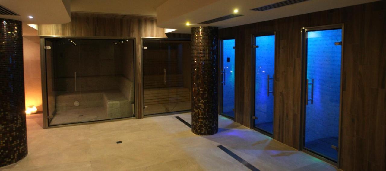 Hotel & Spa Real Villa Anayet Canfranc Bagian luar foto
