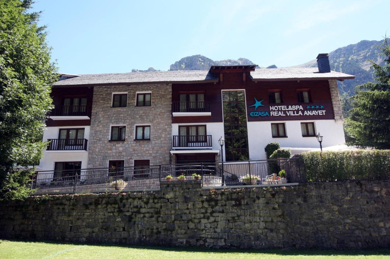 Hotel & Spa Real Villa Anayet Canfranc Bagian luar foto