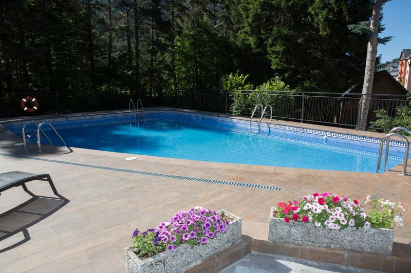 Hotel & Spa Real Villa Anayet Canfranc Bagian luar foto