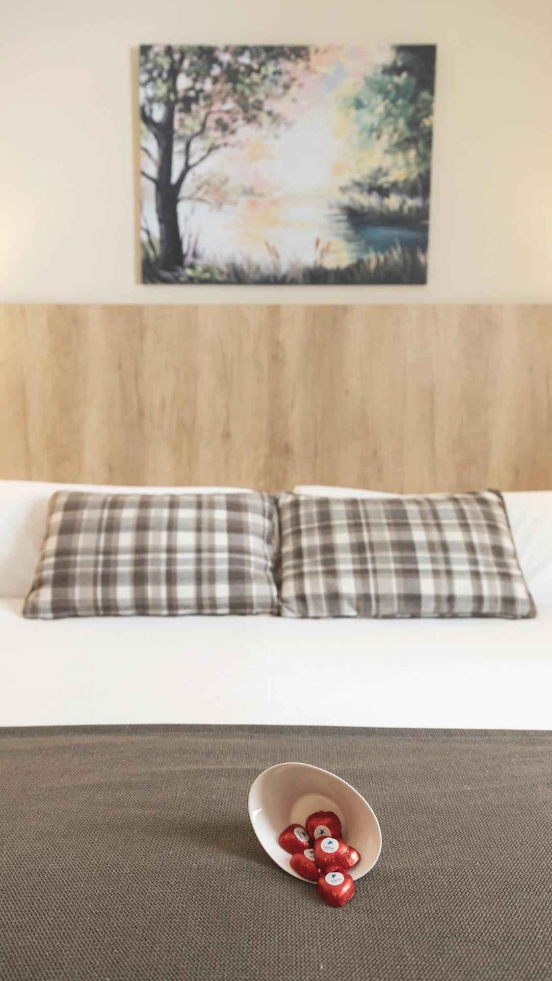 Hotel & Spa Real Villa Anayet Canfranc Bagian luar foto